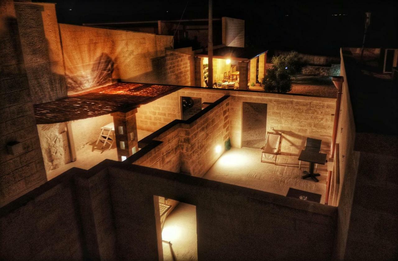 Oltre Gli Ulivi Bed & Breakfast Ostuni Exterior photo